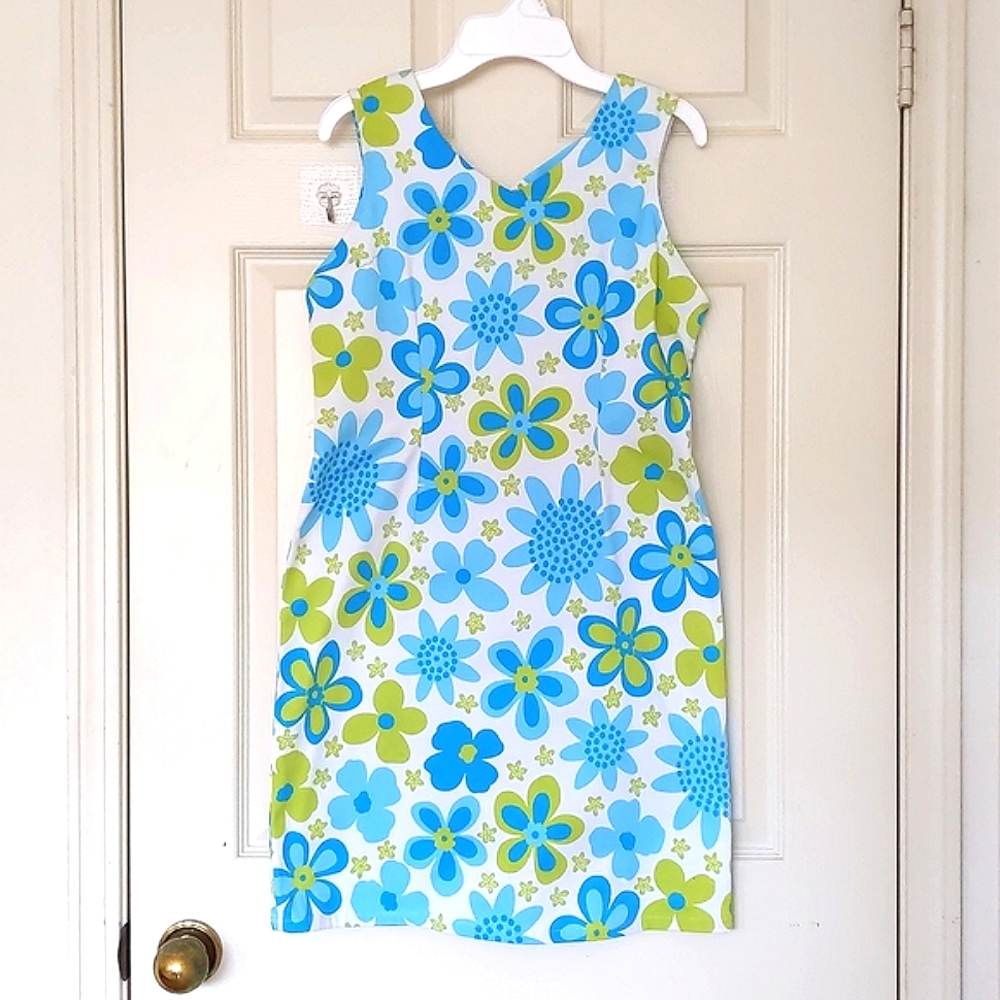NWT. Cotton and Spandex Bright and Floral Summer Dress with back zip.